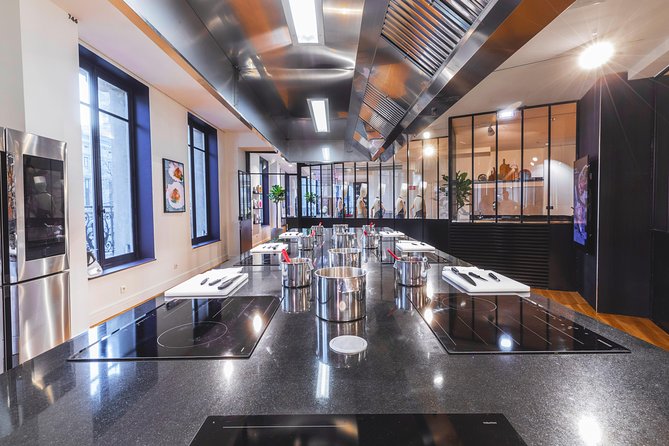 Galerie Lafayette cooking atelier with individual cooking stations